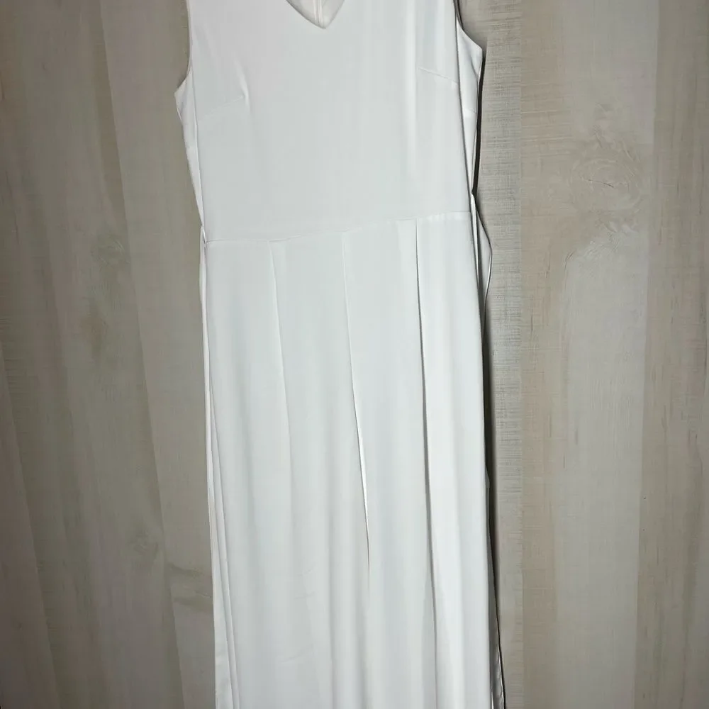 CeCe white sleeveless pants‎ romper v neck, size 2